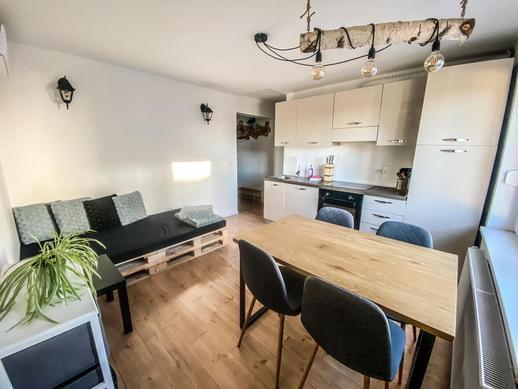 Apartments Rok Ljubljana Bagian luar foto