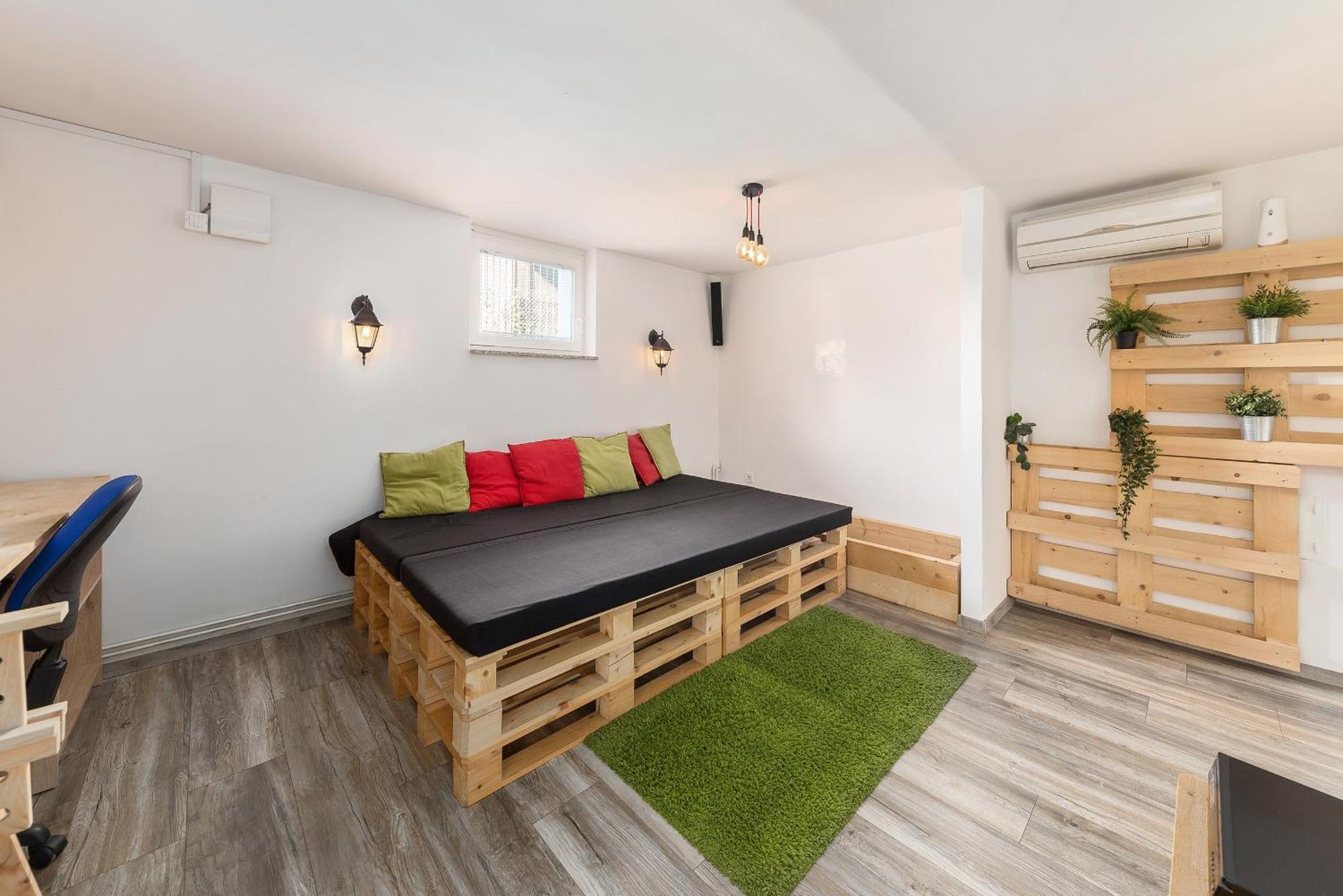 Apartments Rok Ljubljana Bagian luar foto